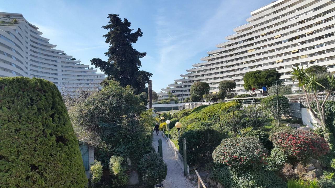 Fame - Marina Baie Des Anges Villeneuve-Loubet Exterior foto