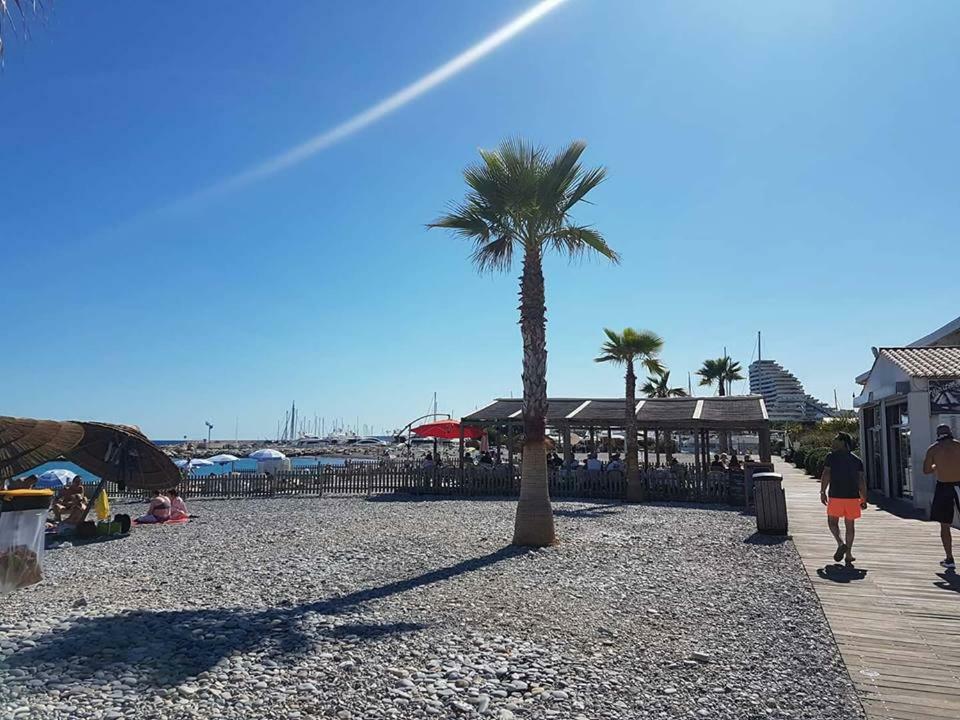 Fame - Marina Baie Des Anges Villeneuve-Loubet Exterior foto